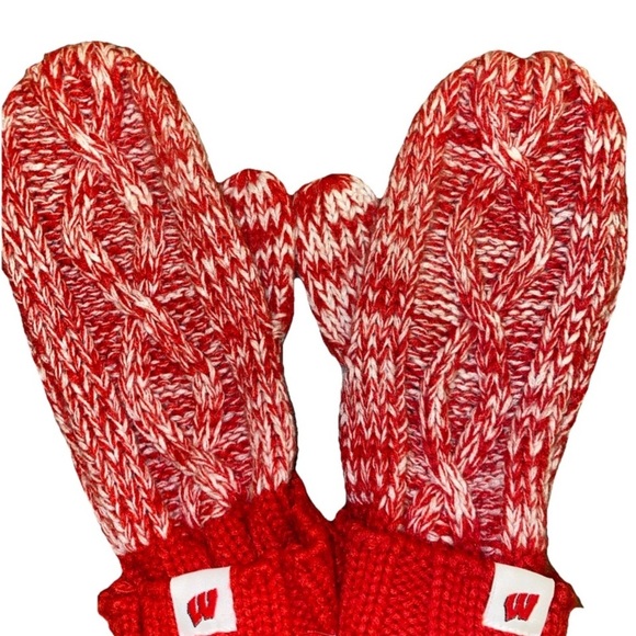 University of Wisconsin x Adidas Cable Knit Red White Mittens & Scarf Set Badger - Picture 2 of 8